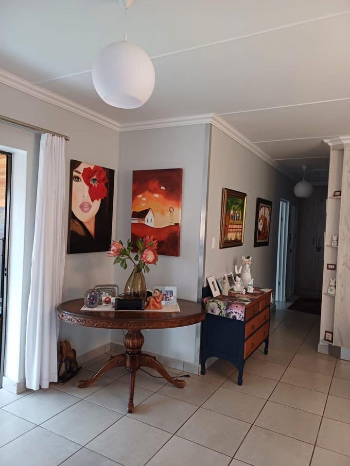 3 Bedroom Property for Sale in Dana Bay Western Cape